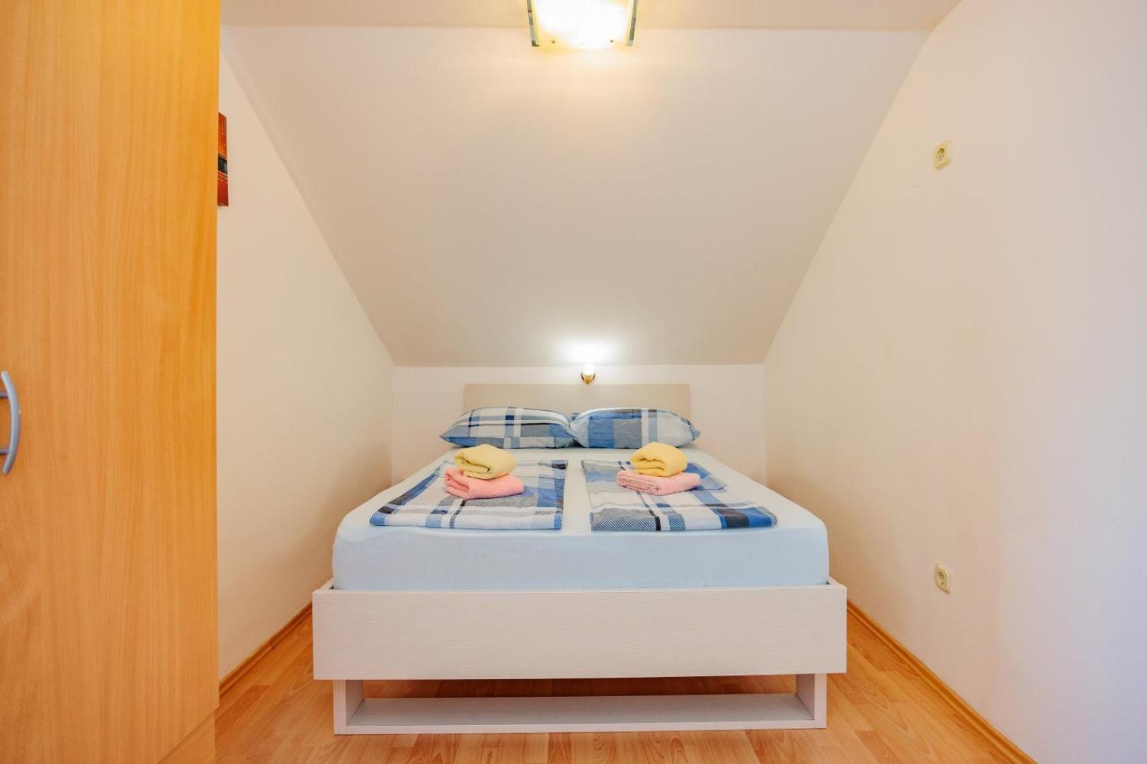 Crowonder Lucky Holiday House With Pool And Patio 30 Meters From The Beach Задар Экстерьер фото