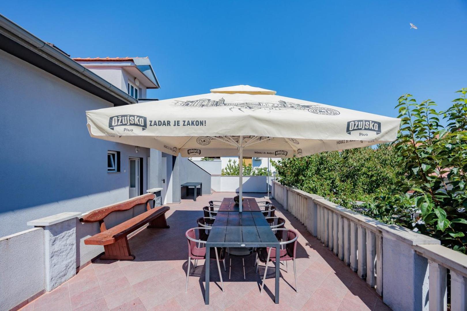 Crowonder Lucky Holiday House With Pool And Patio 30 Meters From The Beach Задар Экстерьер фото
